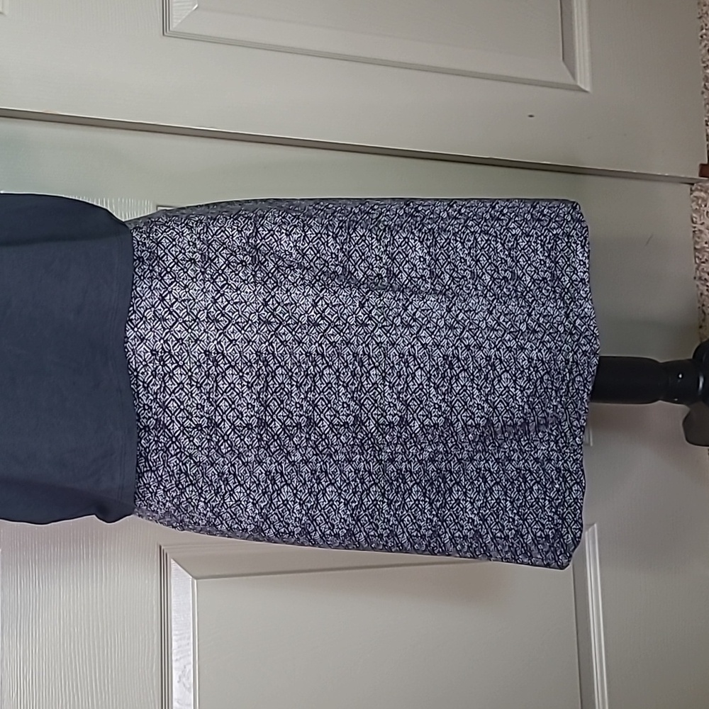 LYSSE classy casual pencil shaping skirt size medium